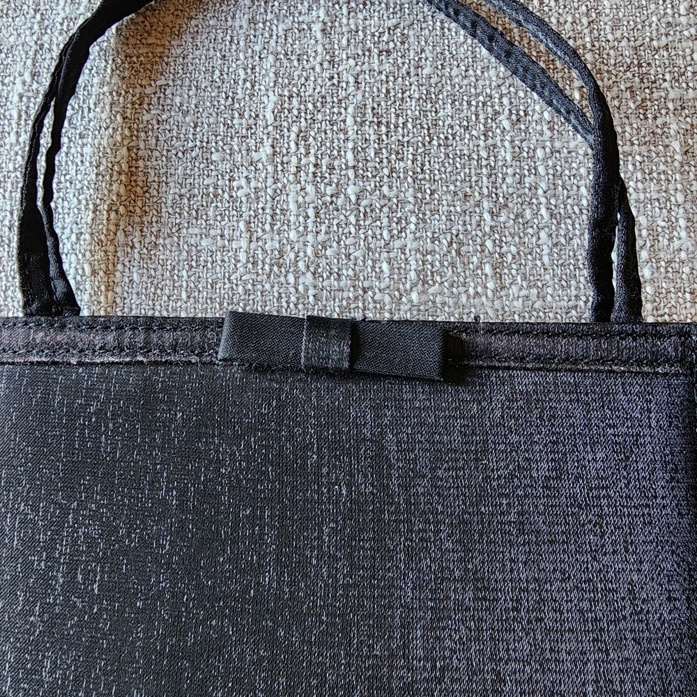 Little Black Purse.  Perfect for a night out on the town. - Picture 2 of 5